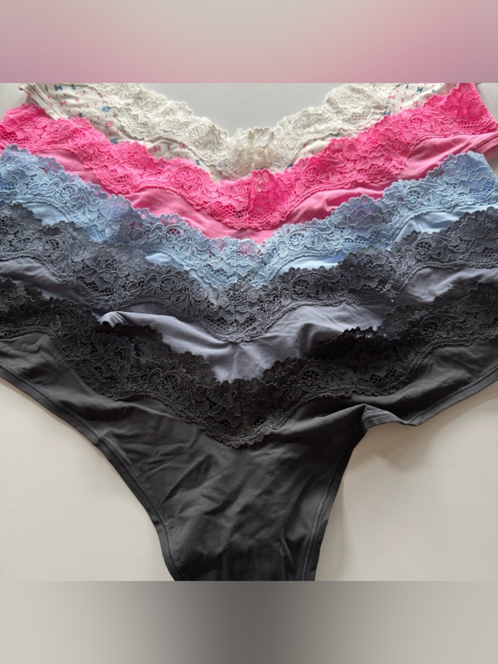 SKIMS Fits Everybody Lace Dipped Thongs 5-Pack